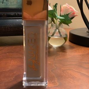 Urban Decay Stay Naked Foundation